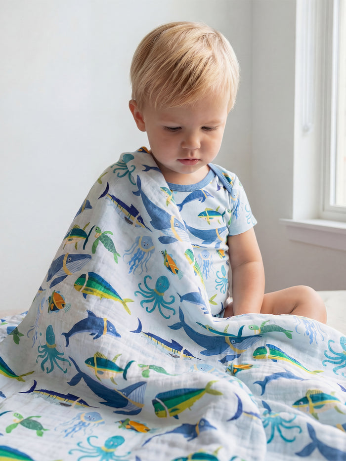 47in Fintastic Lei Muslin Blanket