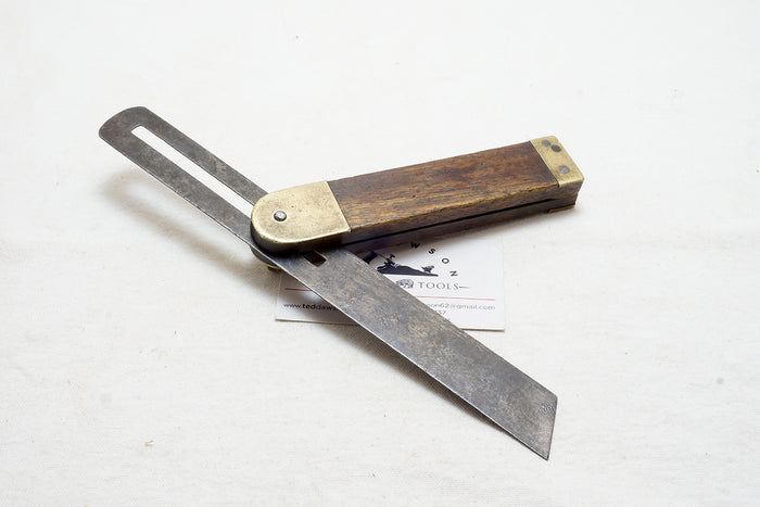 EARLY CONNECTICUT STYLE ROSEWOOD AND BRASS SLIDING BEVEL SQUARE