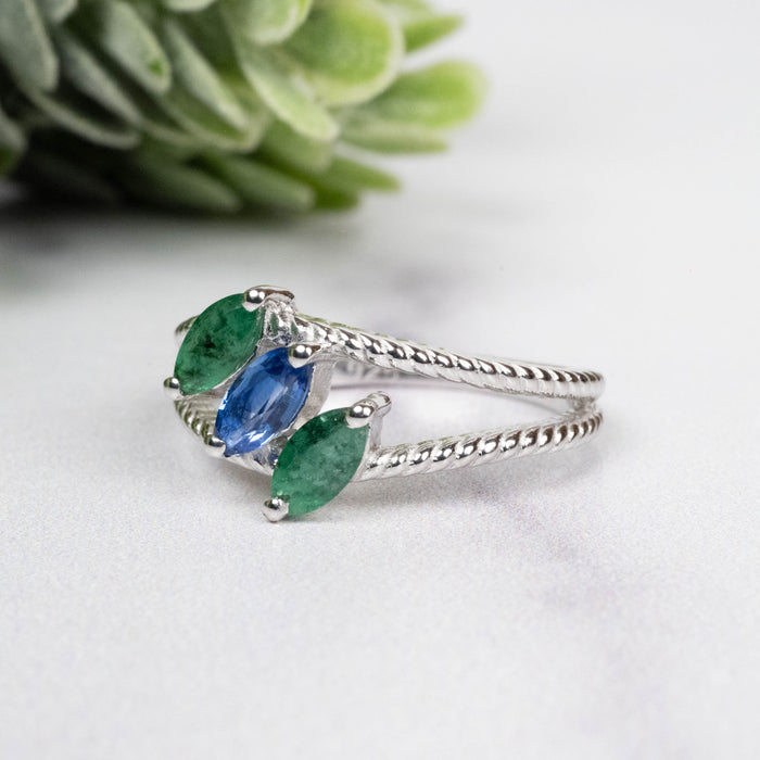 Emerald + Kyanite Ring 6x3mm Size 6 - InnerVision Crystals