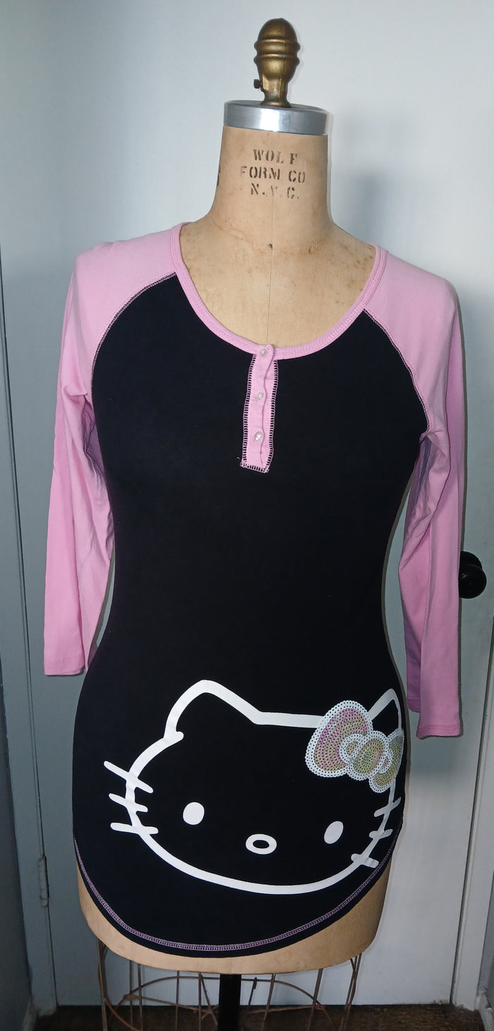 Large Hello Kitty SANRIO Long Sleeve Nightgown