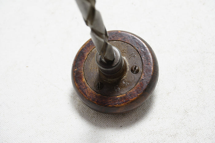 NICE ARCHIMEDEAN DRILL - 3 JAW CHUCK