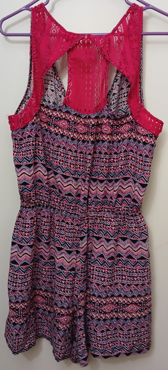 NO BOUNDARIES XL Multicolor Geometric Print Sleeveless Keyhole Back Summer Romper