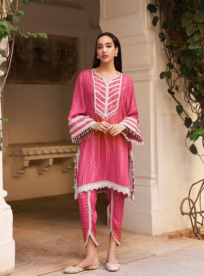 Vanera Lawn Fuschia Kurta Set